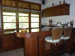 Gunung Paradis Retreat