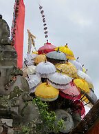 Gunung Paradis Retreat