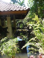 Gunung Paradis Retreat