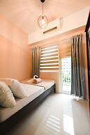 USP Suites at Shore Residences