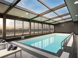 Novotel Suites Shanghai Hongqiao Hotel