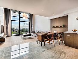 Novotel Suites Shanghai Hongqiao Hotel