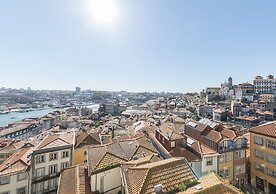 Oporto Street Aldas