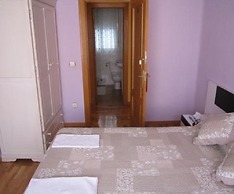 Hostal Becares