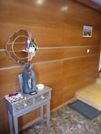 Hostal Becares