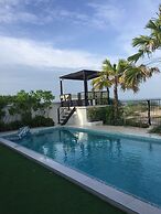 La Playa Beach Front Pool Villa Cha-am