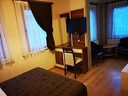 Angel's Garden Hotel