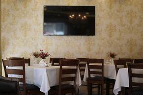 Angel's Garden Hotel