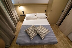 Aianteion Bay Luxury Hotel & Suites