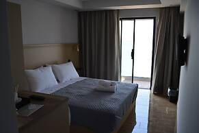 Aianteion Bay Luxury Hotel & Suites