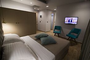 Aianteion Bay Luxury Hotel & Suites