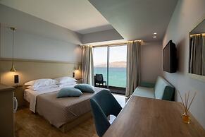 Aianteion Bay Luxury Hotel & Suites