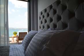 Aianteion Bay Luxury Hotel & Suites