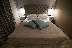 Aianteion Bay Luxury Hotel & Suites