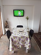 Jean Jaures by Esthetic