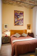 B&B Laurus Colosseo