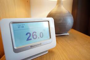 London Excel - O2 Arena - London City Airport