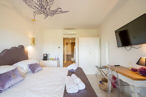 Geco di Giada Exclusive Art Suites