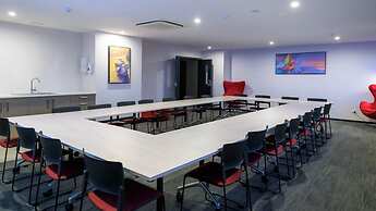 Marsden Suites Albany