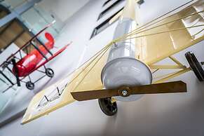 Marsden Suites Albany