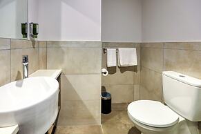 Marsden Suites Albany