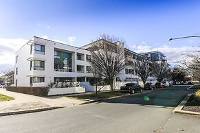 Accommodate Canberra - Dawes