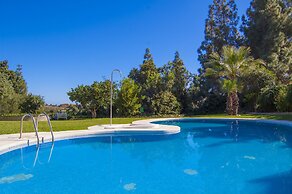 Spacious 2 Bed Apartment in Calahonda