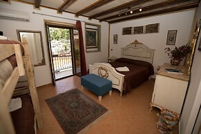 Cannatella's Mansion