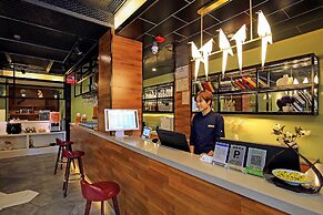 Immersing Hotel Guihu Branch