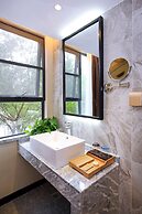 Immersing Hotel Guihu Branch