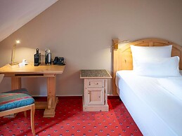 Atomis Hotel Munich Airport by Mercure