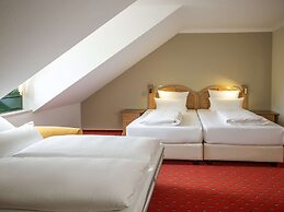 Atomis Hotel Munich Airport by Mercure