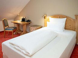 Atomis Hotel Munich Airport by Mercure