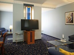 Atomis Hotel Munich Airport by Mercure
