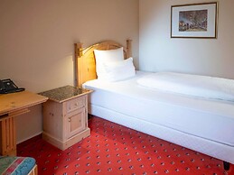 Atomis Hotel Munich Airport by Mercure