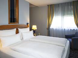 Atomis Hotel Munich Airport by Mercure