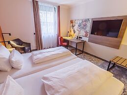 Atomis Hotel Munich Airport by Mercure