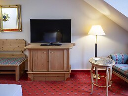 Atomis Hotel Munich Airport by Mercure