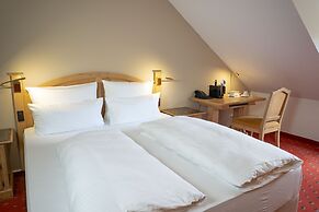 Atomis Hotel Munich Airport by Mercure