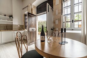 Lithinon Luxury Suites