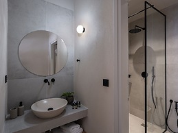 Lithinon Luxury Suites