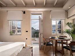 Lithinon Luxury Suites