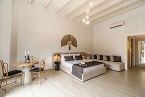 Lithinon Luxury Suites