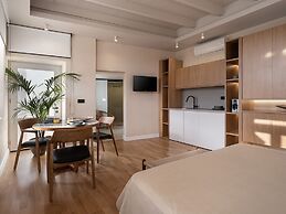 Lithinon Luxury Suites