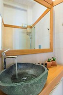 Lithinon Luxury Suites