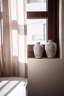 Lithinon Luxury Suites