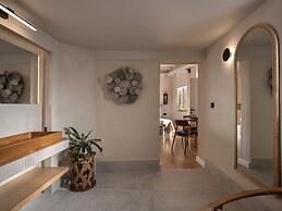 Lithinon Luxury Suites