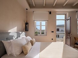 Lithinon Luxury Suites