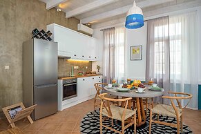 Lithinon Luxury Suites