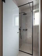 Lithinon Luxury Suites